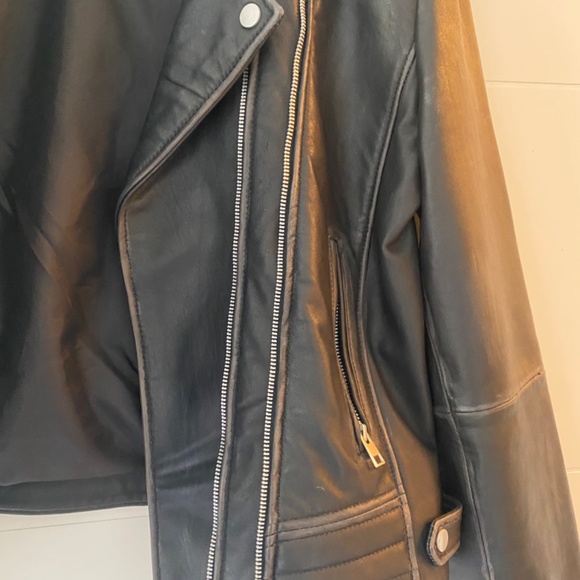 Barney’s Leather Jacket - Picture 2 of 5